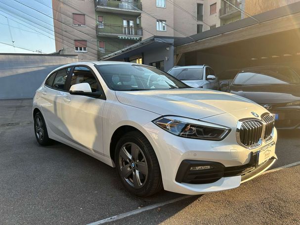 BMW 118i Advantage 100 kW image number 2