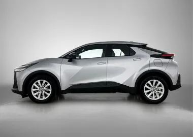 Car image 3