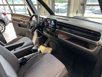 Car image 30