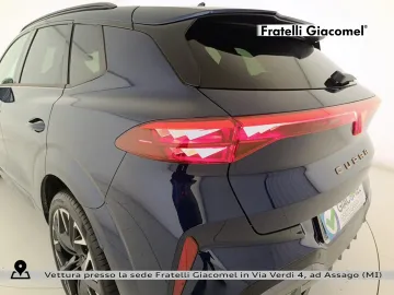 Car image 26