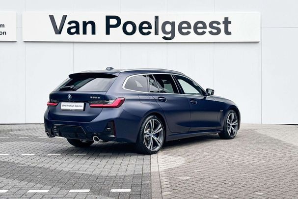 BMW 330 e Touring 215 kW image number 2