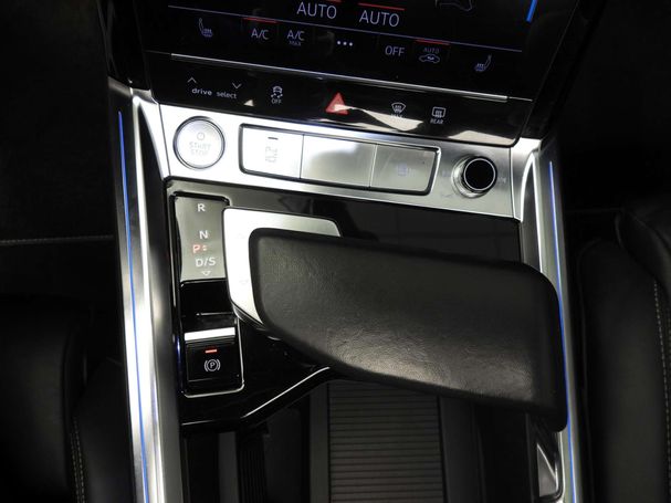 Audi e-tron 55 quattro Advanced 300 kW image number 33