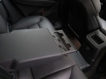 Car image 41