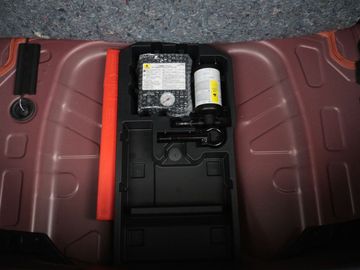 Car image 36