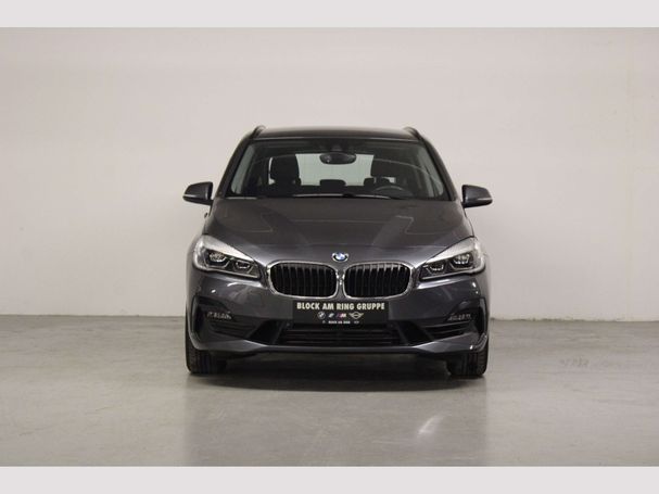 BMW 220i Active Tourer Active Tourer 131 kW image number 3