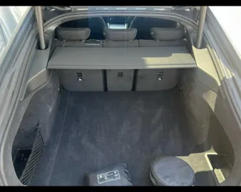 Car image 34