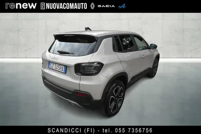Car image 3