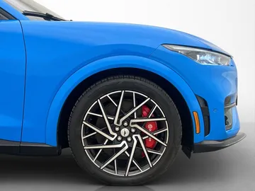 Car image 37