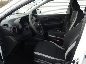 Car image 21