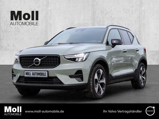 Volvo XC40 B3 Plus Dark 120 kW image number 1