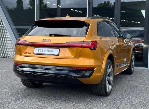 Audi e-tron quattro 370 kW image number 7