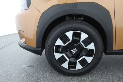 Car image 29