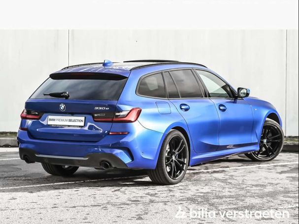 BMW 330 e Touring M Sport 215 kW image number 3