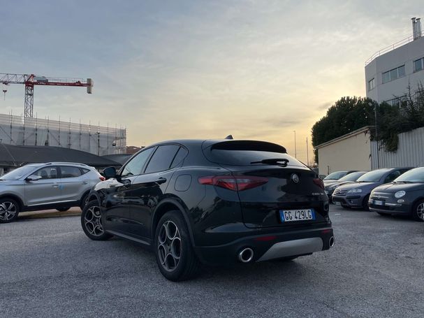 Alfa Romeo Stelvio 2.2 118 kW image number 5