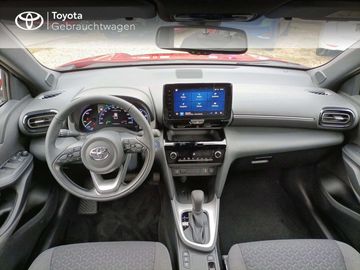 Car image 14