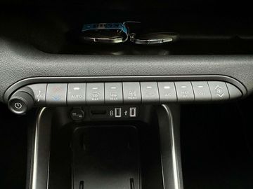 Car image 36