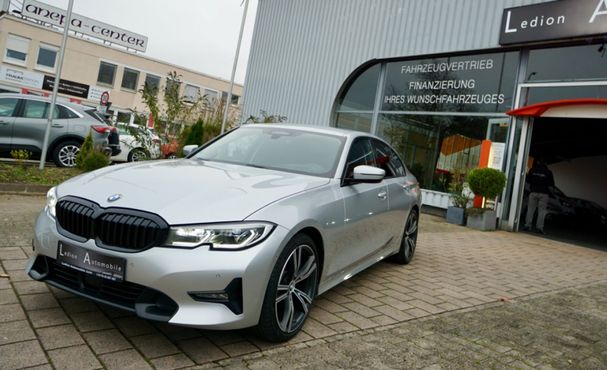 BMW 320d xDrive Sport Line 140 kW image number 1