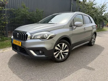 Car image 2
