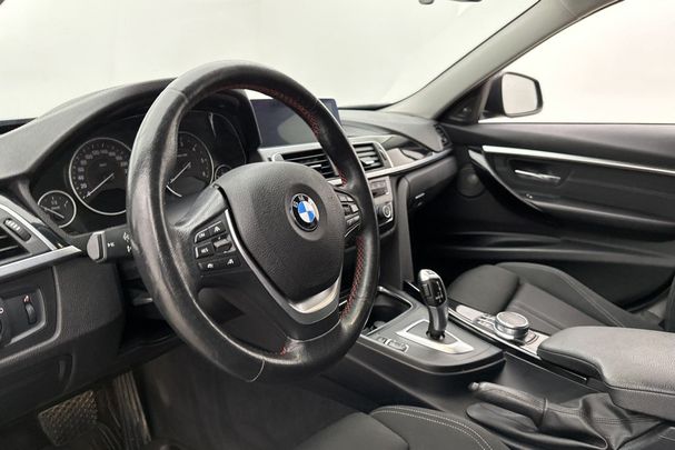 BMW 320d Touring xDrive Sport Line 140 kW image number 12