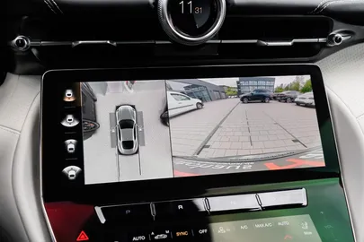 Car image 25