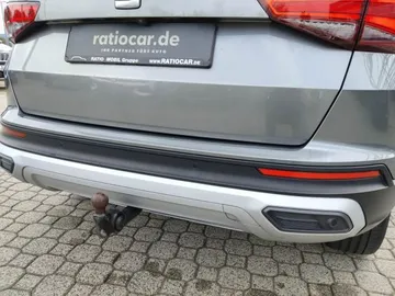 Car image 29