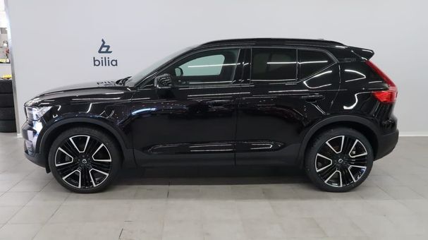 Volvo XC40 R Recharge T4 Design 157 kW image number 3