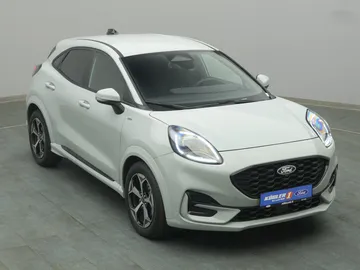 Car image 25