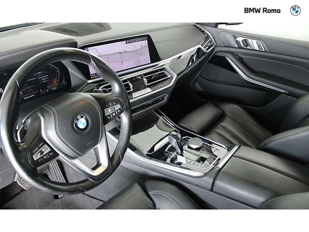 BMW X5 xDrive30d xLine 195 kW image number 8