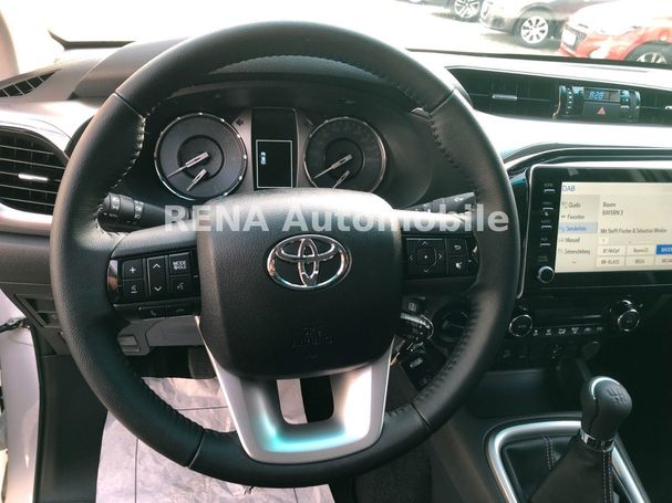 Toyota Hilux D 2.4 4D 4WD Comfort 110 kW image number 11