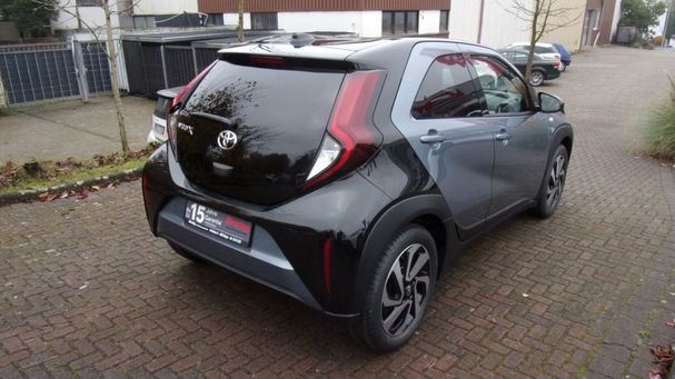 Toyota Aygo X 53 kW image number 8