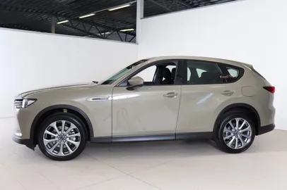 Car image 3