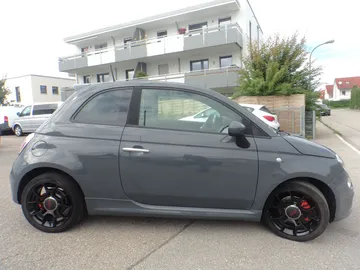 Car image 5
