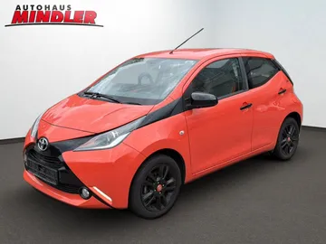 Car image 1