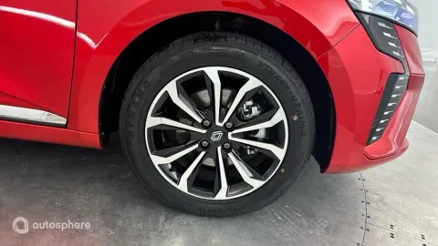 Car image 20