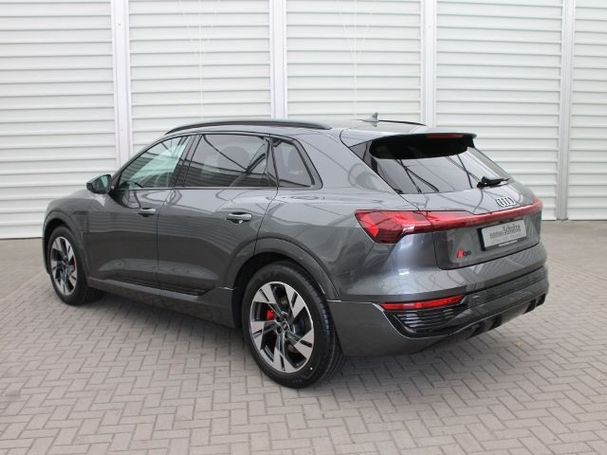 Audi Q8 e-tron 300 kW image number 4