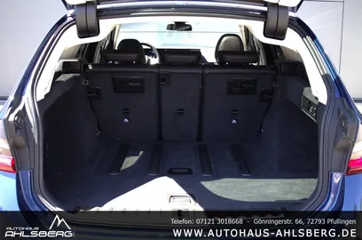 Car image 36