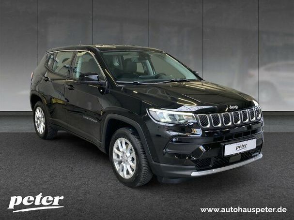 Jeep Compass 1.5 T4 48V e-Hybrid Altitude 96 kW image number 2