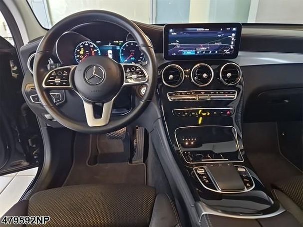 Mercedes-Benz GLC 300 de 225 kW image number 9