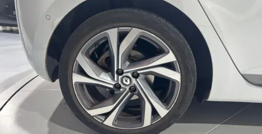 Car image 38