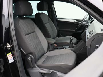 Car image 37