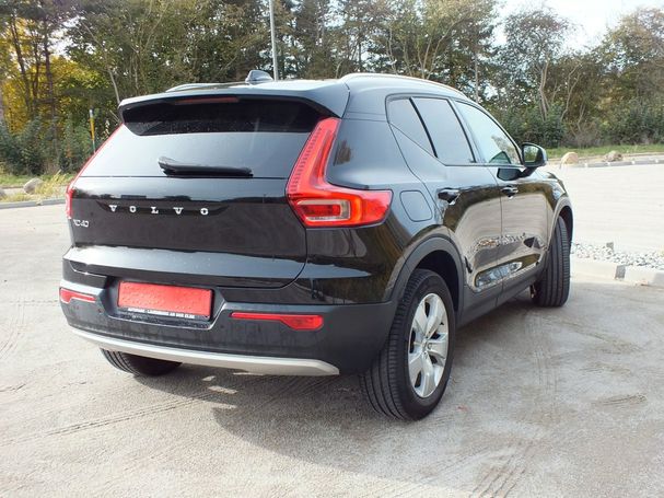 Volvo XC40 Momentum 115 kW image number 4