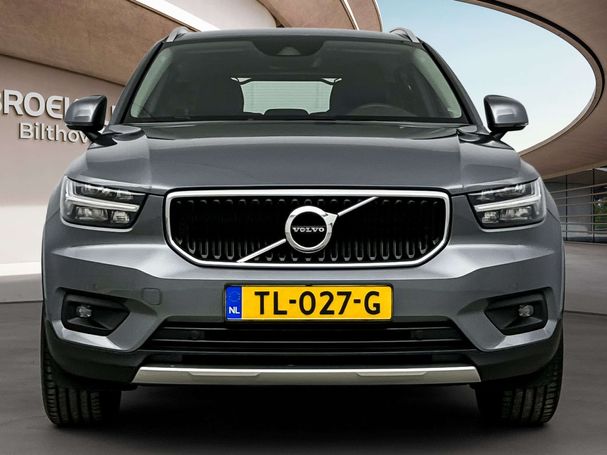 Volvo XC40 T4 Momentum 140 kW image number 6