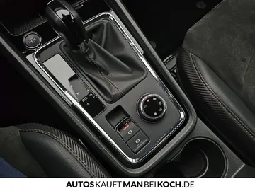 Car image 32