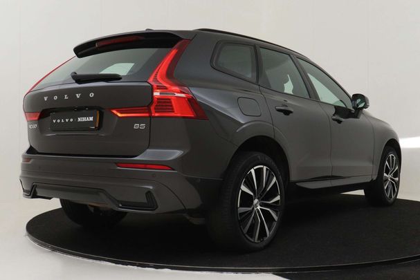 Volvo XC60 B5 184 kW image number 2