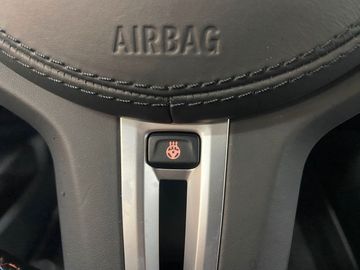 Car image 33