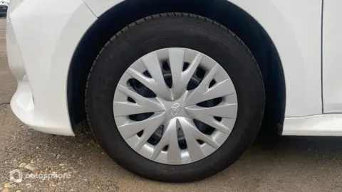 Car image 20