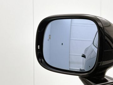 Car image 50