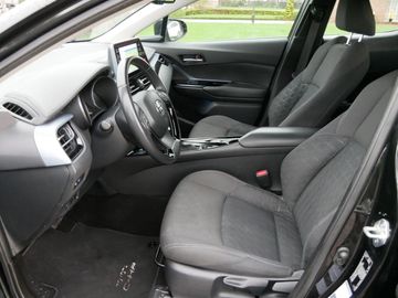 Car image 15