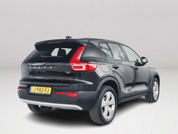 Volvo XC40 T2 95 kW image number 3