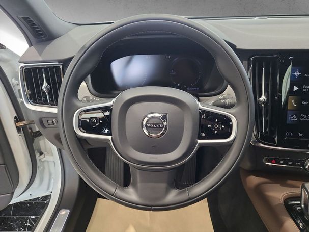 Volvo V90 Inscription Expression AWD Recharge 251 kW image number 10